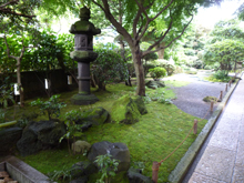 報国寺